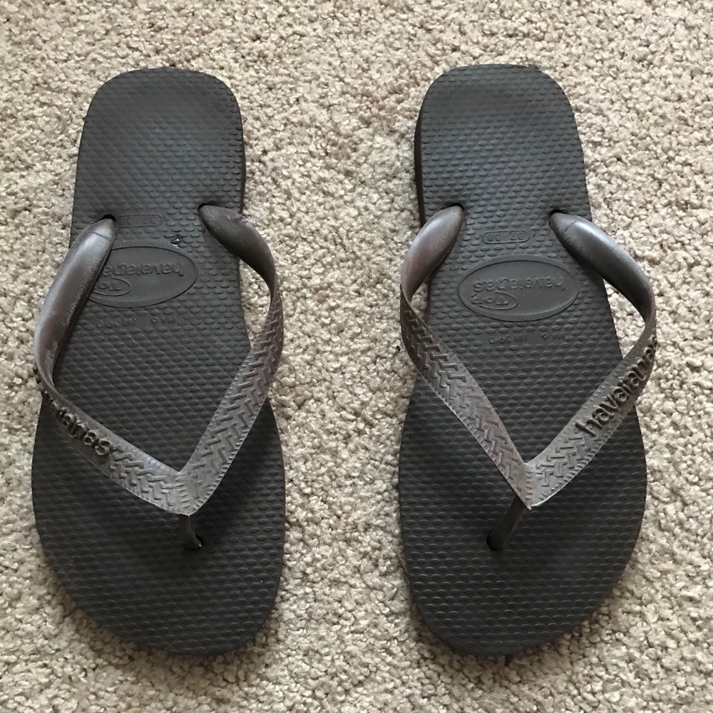Women’s flip flops